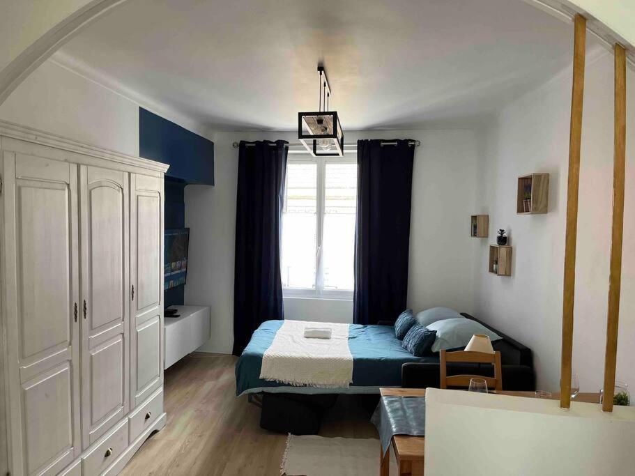 Centre : Climatise Avec Fibre, Wifi Et Parking * Linas
